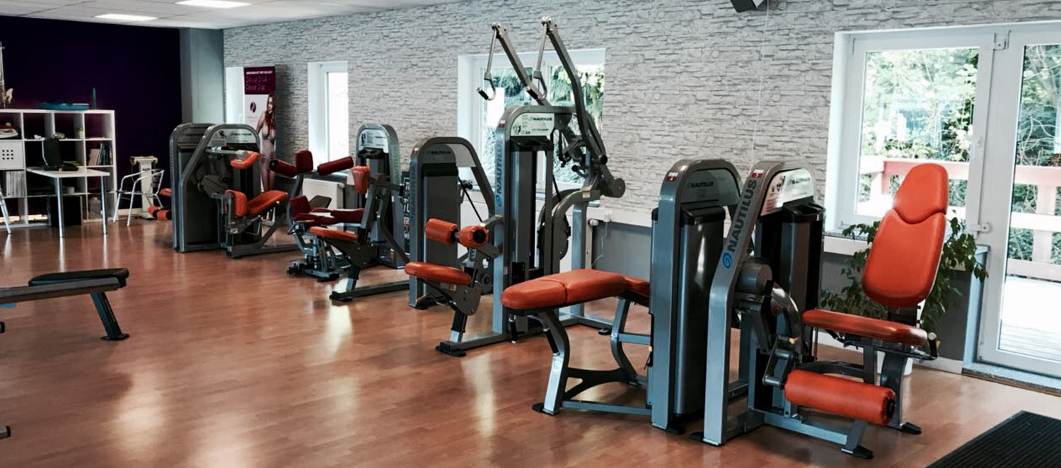 Trainingsflaeche Fitnessstudio Premiumfit Siegen Eiserfeld